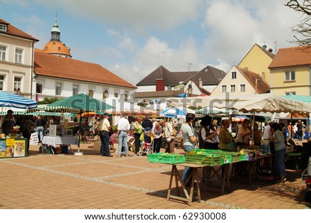 NEUBURG, GERMANY - JULY 3: unknown spectators on market by ancient city festival on July 03, 2005 in Neuburg on Danube, Bavaria, Germany
