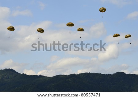 ZELTWEG, AUSTRIA - JULY 01: para troops of the Austrian army by airshow - airpower11 - on July 01, 2011 in Zeltweg, Austria
