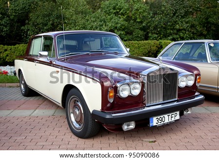 MOSCOW, RUSSIA - SEPT 24: A 1965 Rolls-Royce Silver Shadow II in final stage of the competition for classic cars at the \
