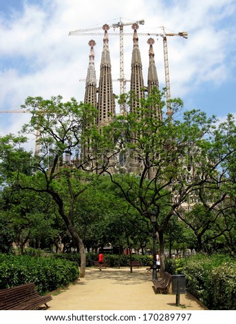 BARCELONA, SPAIN - JULY 11, 2008: La Sagrada Familia is cathedral designed by Gaudi and start building since 1882 and is not finished yet.
