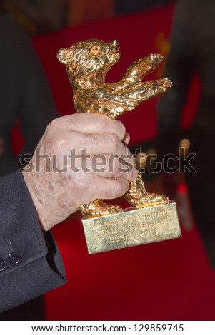 BERLIN, GERMANY - FEBRUARY 16: Claude Lanzmann and Golden Bear  attend the Closing Ceremony At The 63rd Berlinale Festival at Palast on February 16, 2013 in Berlin, Germany.