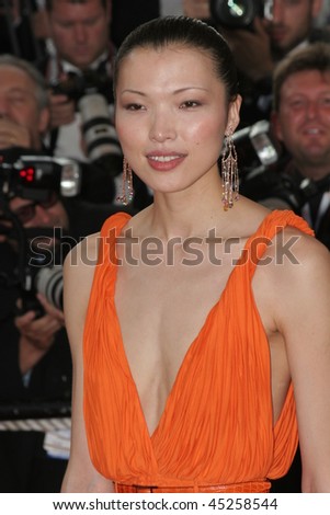 CANNES, FRANCE - MAY 17: Xin Li arrives for the 'The Da Vinci Code' World Premiere  at the Palais des Festivals as part of the 59th  Cannes Film Festival on May 17, 2006 in Cannes, France