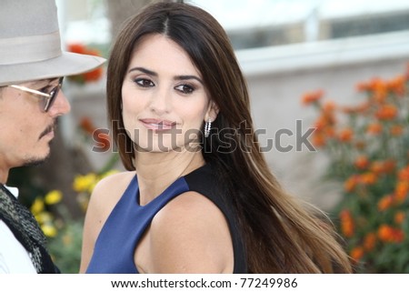 CANNES, FRANCE - MAY 14: Penelope Cruz attends the \'Pirates of the Caribbean: On Stranger Tides\' Photocall during the 64thh Cannes  Festival at Palais des Festivals on May 14, 2011 in Cannes, France
