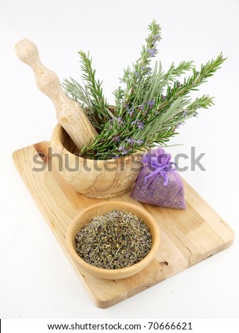 Lavender in wooden mortar with pestle