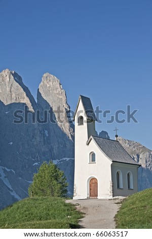 Chapel on the mountain pass of the Gardena pass