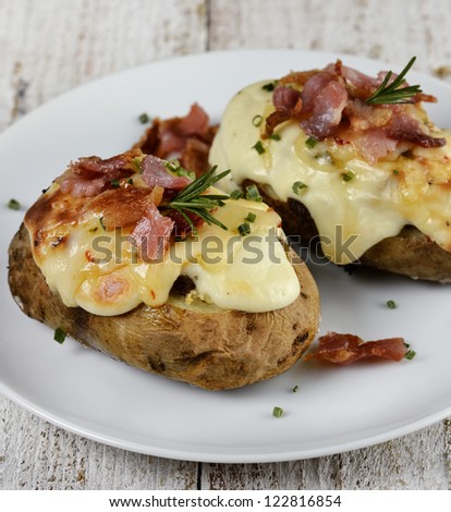Ham and Cheddar Cheese Stuffed Potato Skins