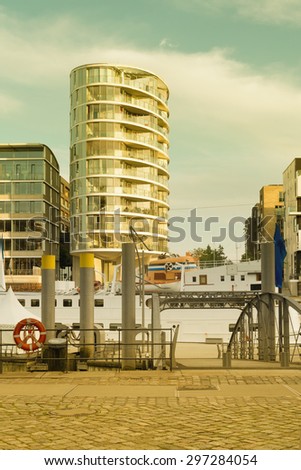 Germany, Hamburg, view on the new distrist Hafencity, modern architecture at the waterfront