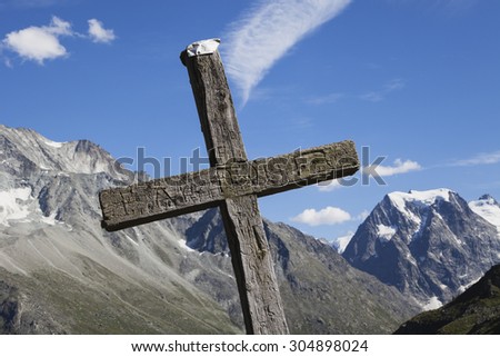 Switzerland, Mont collon, crosses