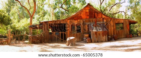 Old rustic and abandoned cabin in the southwest USA
