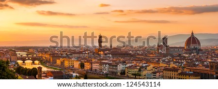 Florence city during golden sunset. Panoramic view to the river Arno, with Ponte Vecchio, Palazzo Vecchio and Cathedral of Santa Maria del Fiore (Duomo), Florence, Italy