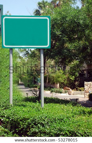 A Blank green Sign on a pole