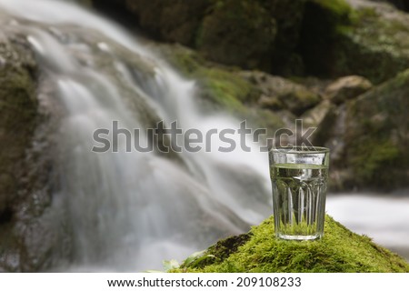Drinkable water from the mountain river source
