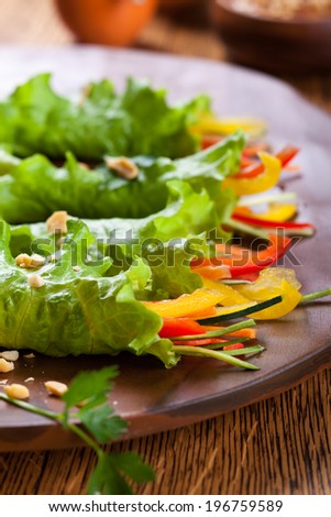 Lettuce wraps with vegetables