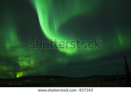 Green Dance in the sky on Xmas Eve, performed by Northern Lights