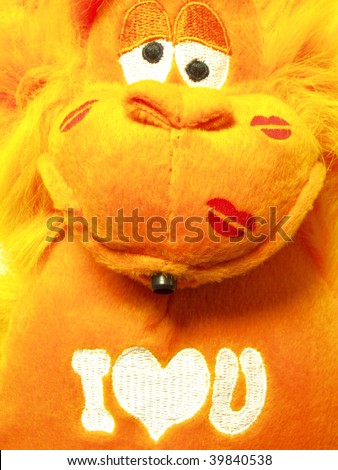 Crazy yellow i love you monkey toy kissed