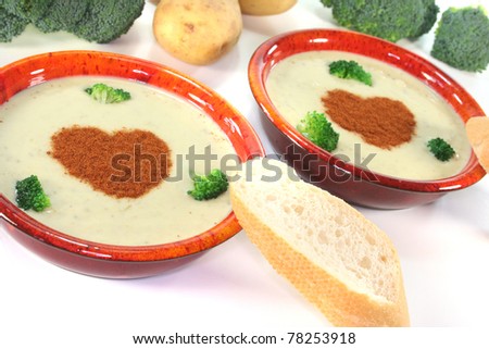 Broccoli soup with fresh broccoli and nutmeg