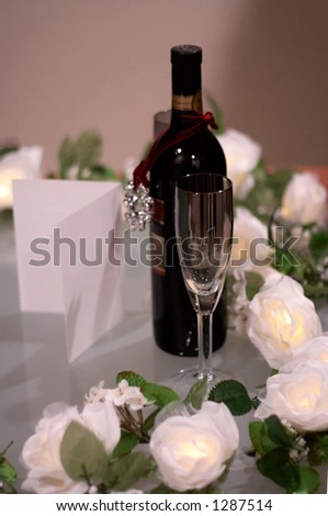 wedding wine glass with shallow DOF
