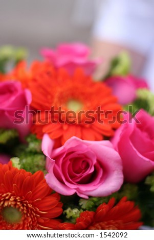 pink and orange flower arrangement