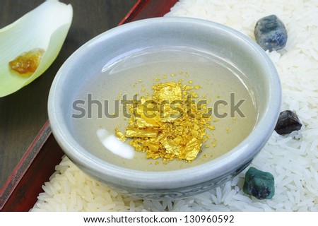 Aromatherapy spa with gold and mineral