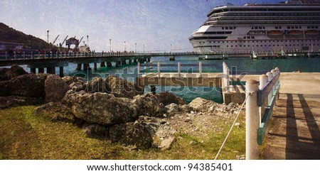 people boarding a cruise ship in Ocho Rios Jamaica
