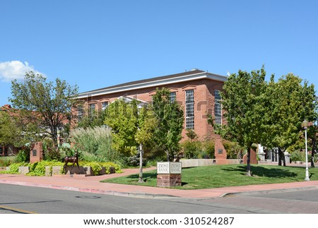 ST. GEORGE, UTAH - AUGUST 15, 2015: Zions Bank building. Zion\'s Savings Bank and Trust Company was started by Brigham Young, of The Church of Jesus Christ of Latter-day Saints (LDS), in 1873.