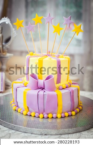 Wedding cake with stars. Ceremony