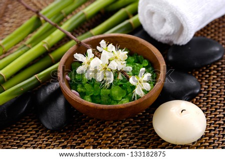 aromatic salt therapy with grove in spa setting