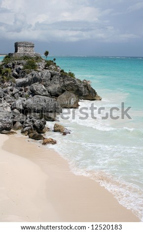 A shot of the Tulum ruins and beautiful turquoise Caribbean Sea. (Mayan Ruins, Mexico)