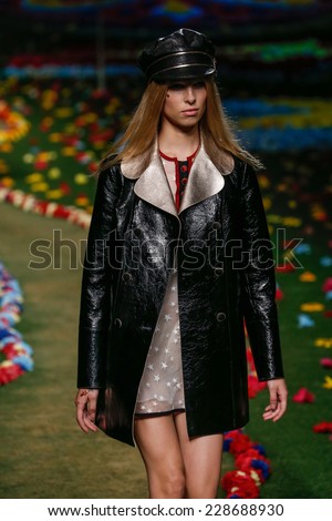 NEW YORK, NY - SEPTEMBER 08: A model walks the runway at Tommy Hilfiger Women\'s fashion show during Mercedes-Benz Fashion Week Spring 2015 at Park Avenue Armory on September 8, 2014 in New York City.