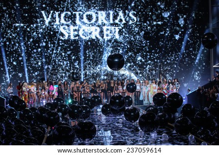 LONDON, ENGLAND - DECEMBER 02: The end of the finale at the the 2014 Victoria\'s Secret Fashion Show at Earl\'s Court exhibition centre on December 2, 2014 in London, England.