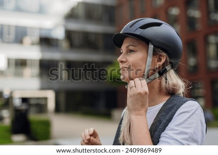 Foto Bild Mit dem Fahrrad durch die Unterführung