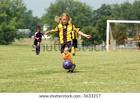 Young Soccer Play Prepare to Kick Foto stock © 
