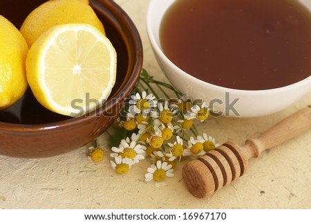 Honey, lemons and chamomile