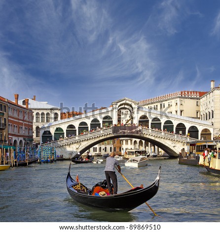Rialto Bridge, Grand Canal, Venice, Italy - UNESCO World Heritage Site