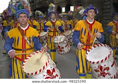 FLORENCE, ITALY - EASTER SUNDAY APRIL 16, 2006: Drummers walk in Easter parade on April 16, 2006, Florence, Italy. Celebration \