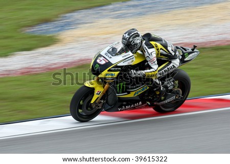 SEPANG, MALAYSIA - OCTOBER 25: Team Monster Yamaha\'s Colin Edwards in  the 2009 Shell Advance Malaysian Motorcycle GP. October 25, 2009 in Malaysia.
