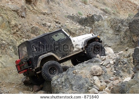 jeep rock climbing