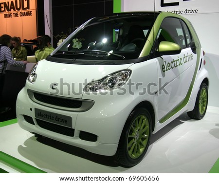 BRUSSELS - JANUARY 23: Smart ED electric car on display at Euro motors 2011 exhibition on January 23, 2011 in Brussels, Belgium.