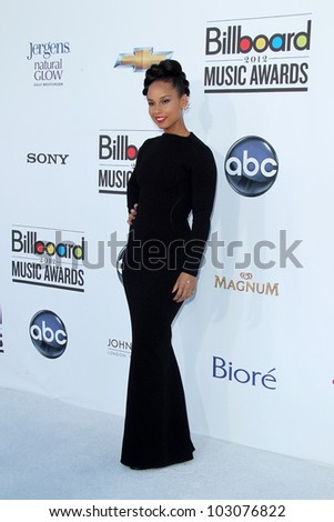 LAS VEGAS - MAY 20:  Alicia Keys arrives at the 2012 Billboard Awards at MGM Garden Arena on May 20, 2012 in Las Vegas, NV