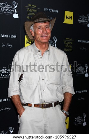 LOS ANGELES - JUN 23:  Jack Hanna in the Press Room of the 2012 Daytime Emmy Awards at Beverly Hilton Hotel on June 23, 2012 in Beverly Hills, CA