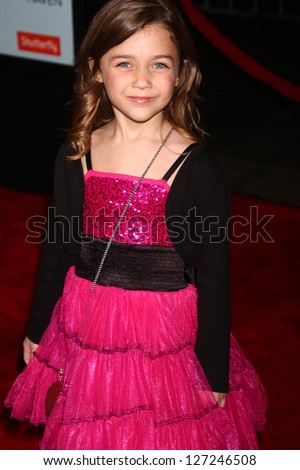LOS ANGELES - FEB 5:  Mimi Kirkland arrives at the \'Safe Haven\' Premiere at the TCL Chinese Theater on February 5, 2013 in Los Angeles, CA