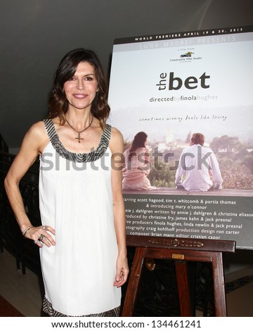LOS ANGELES - APR 4:  Finola Hughes attends the gala fundraiser for the romantic comedy, \