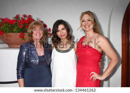LOS ANGELES - APR 4:  Annie J. Dahlgren, Finola Hughes, Christina Eliason attends the gala fundraiser for the romantic comedy, \