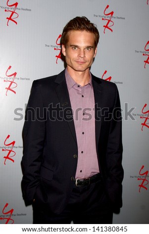 LOS ANGELES - JUN 4:  Greg Rikaart arrives at SAG-AFTRA Panel Discussion With The Cast Of \
