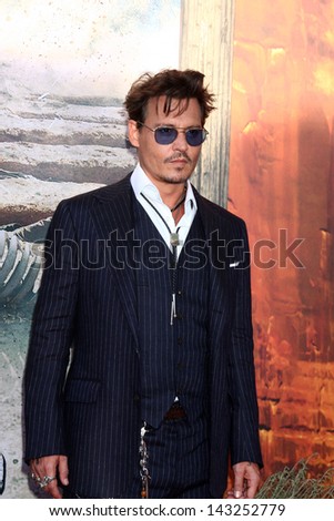 LOS ANGELES - JUN 22:  Johnny Depp  at the World Premiere of \