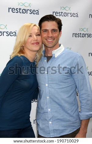 LOS ANGELES - MAY 3:  Adrienne Frantz, Scott Bailey at the RESTORSEA Gifting of Skin Care Product at NEMO on May 3, 2014 in West Hollywood, CA