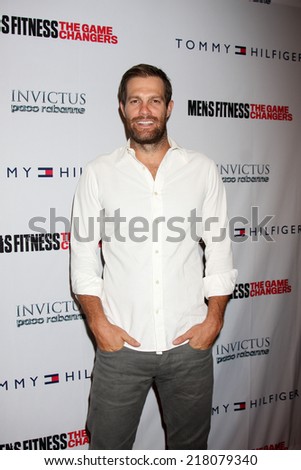 LOS ANGELES - SEP 17:  Geoff Stults at the MEN\'S FITNESS Celebrates The 2014 GAME CHANGERS  at Palihouse on September 17, 2014 in West Hollywood, CA