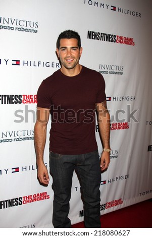 LOS ANGELES - SEP 17:  Jesse Metcalfe at the MEN\'S FITNESS Celebrates The 2014 GAME CHANGERS  at Palihouse on September 17, 2014 in West Hollywood, CA