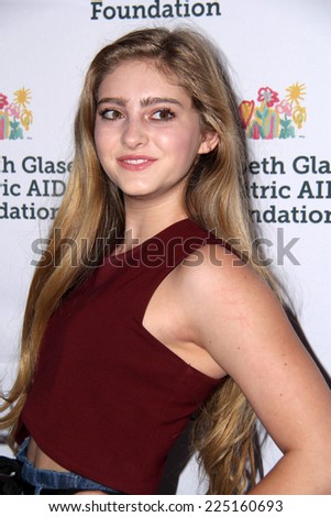 LOS ANGELES - OCT 19:  Willow Shields at the 25th Annual 