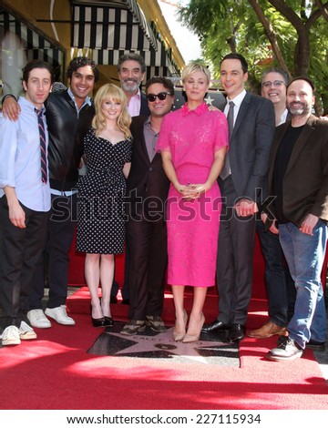 LOS ANGELES - OCT 29:  Big Bang Theory Cast at the Kaley Cuoco Star on the Hollywood Walk of Fame at the Hollywood Blvd on October 29, 2014 in Los Angeles, CA